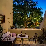 Favela Living Space Chania (Crete)