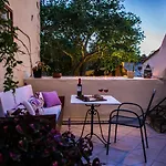 Favela Living Space Gasthof Chania (Crete)