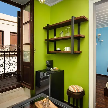 Favela Living Space Gasthuis Chania (Crete)