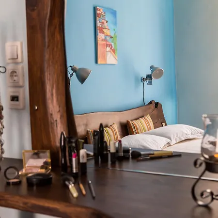 בית הארחה Favela Living Space 4*