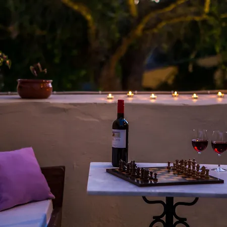 Favela Living Space 4* חאניה