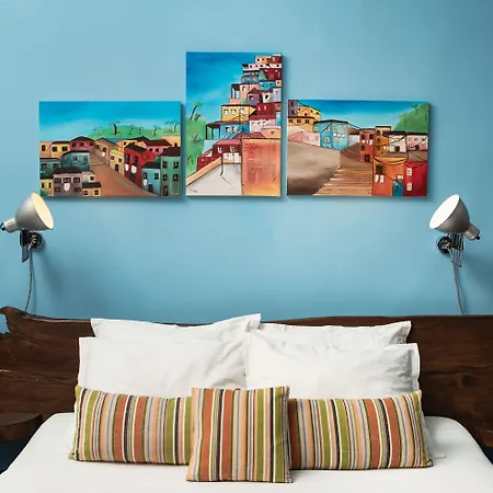 Favela Living Space بيت ضيافة خانيا