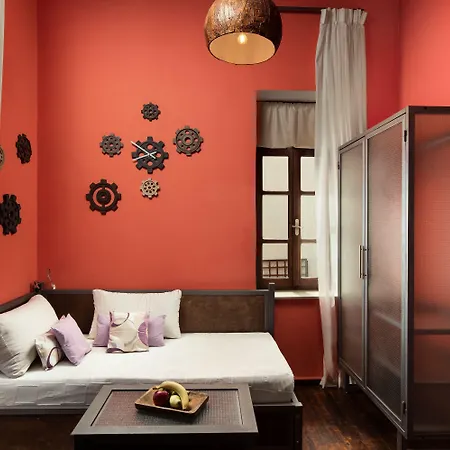 بيت ضيافة Favela Living Space 4*