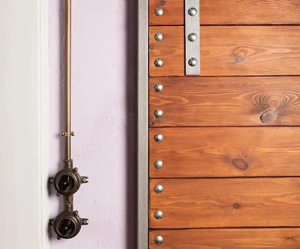 Favela Living Space Pensión 4*