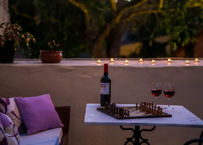 Favela Living Space 4* 하니아