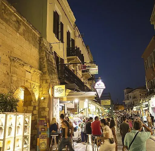 게스트하우스 Favela Living Space 4*