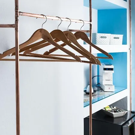 Favela Living Space بيت ضيافة خانيا